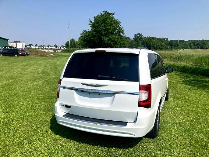 2014 Chrysler Town & Country