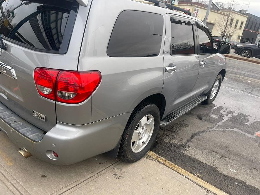2008 Toyota Sequoia Limited Edition image 14