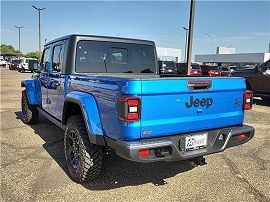 2025 Jeep Gladiator