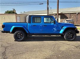 2025 Jeep Gladiator