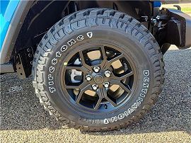 2025 Jeep Gladiator