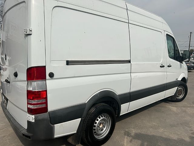 2010 Freightliner Sprinter 2500 image 3