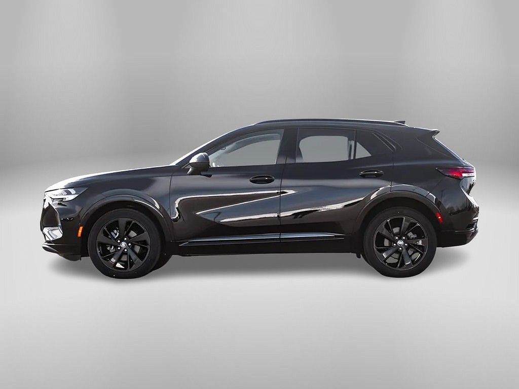 2023 Buick Envision Essence image 3