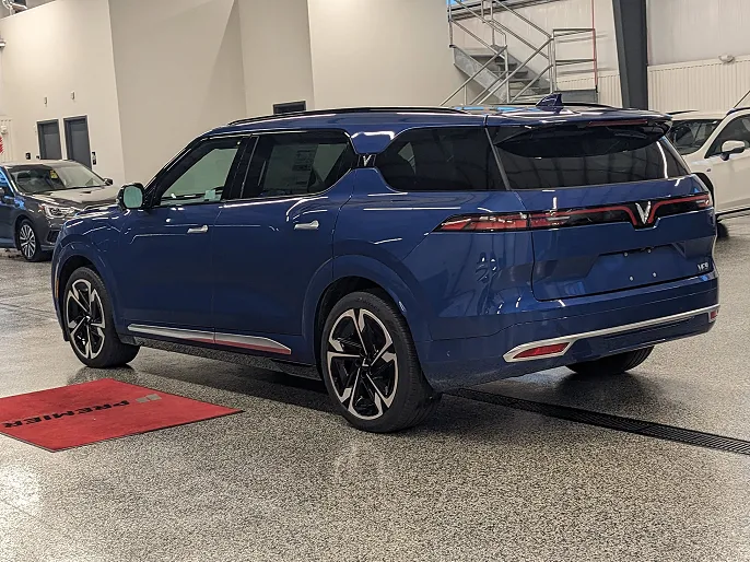 2024 VinFast VF9