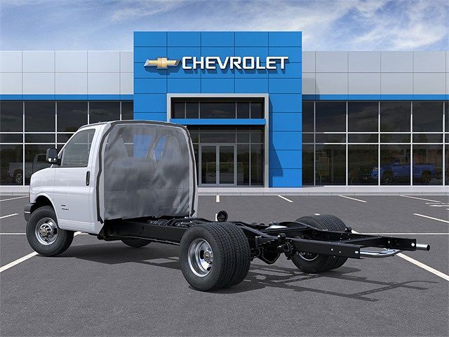 2025 Chevrolet Express