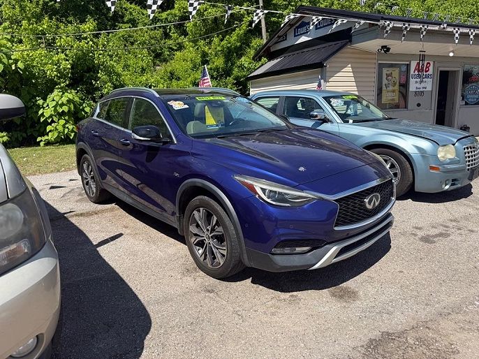 2017 Infiniti QX30