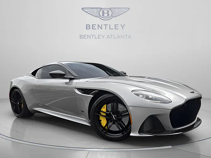 2023 Aston Martin DBS