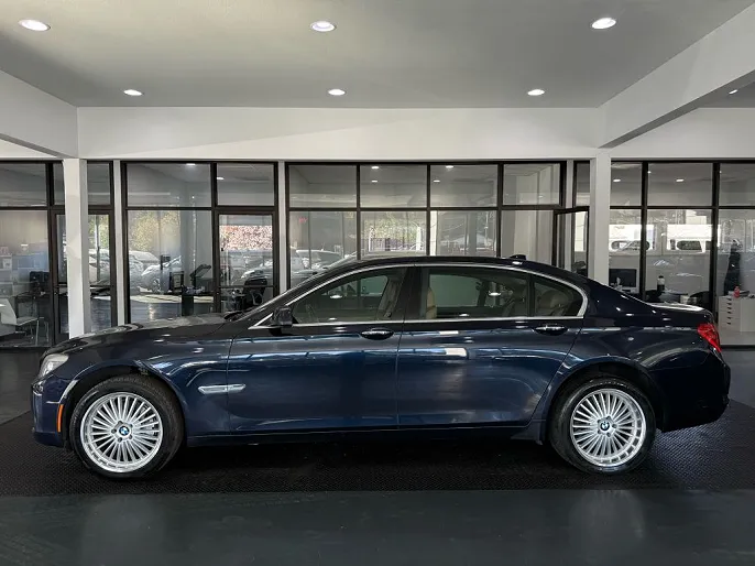 2011 BMW 7 Series