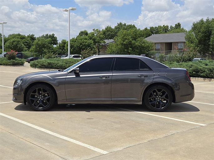 2022 Chrysler 300