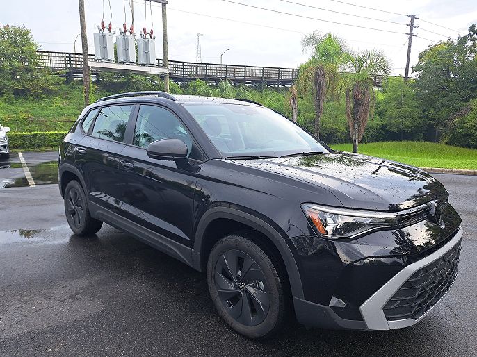 2025 Volkswagen Taos