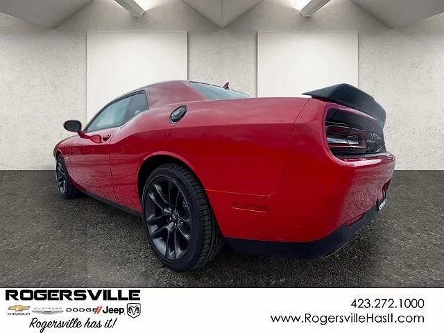 2023 Dodge Challenger R/T image 2