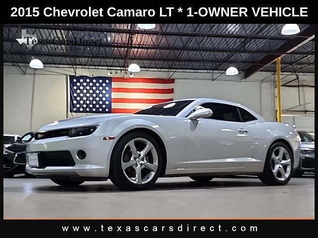 2015 Chevrolet Camaro LT image 0