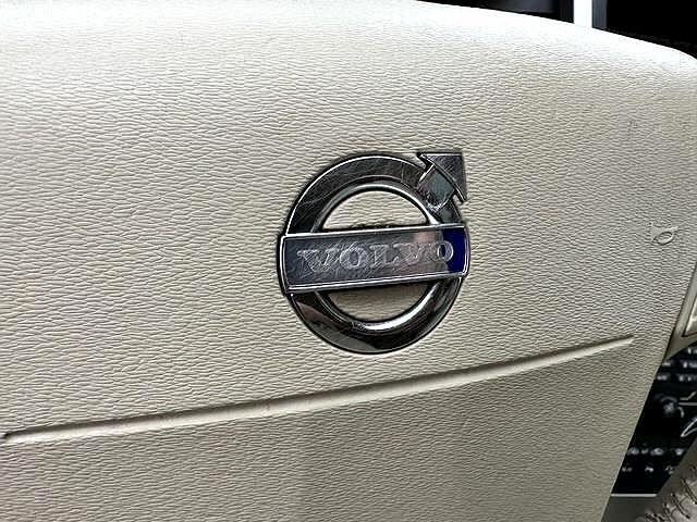 2010 Volvo XC60 null image 19