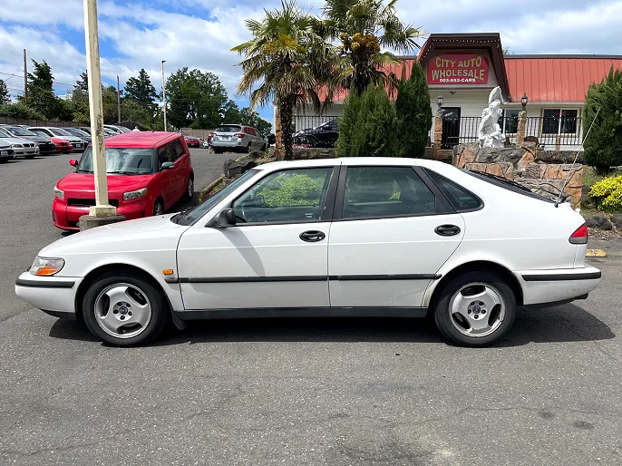 1998 Saab 900