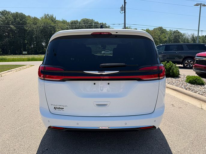 2023 Chrysler Pacifica