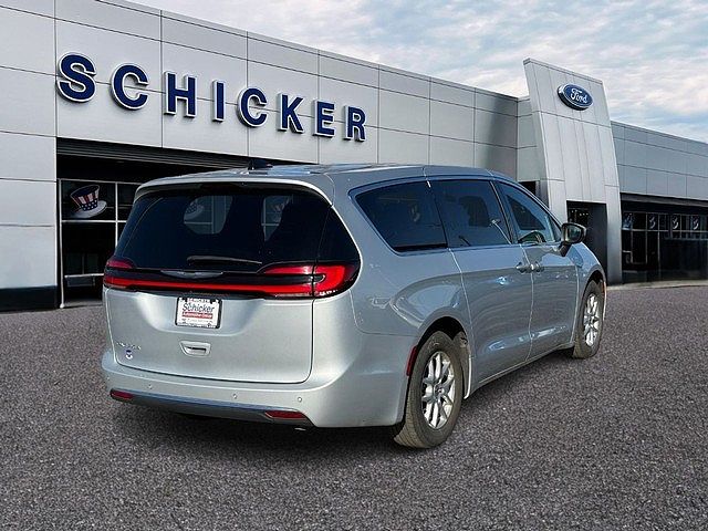 2023 Chrysler Pacifica
