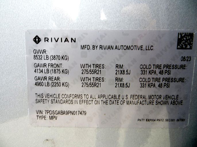 2023 Rivian R1S