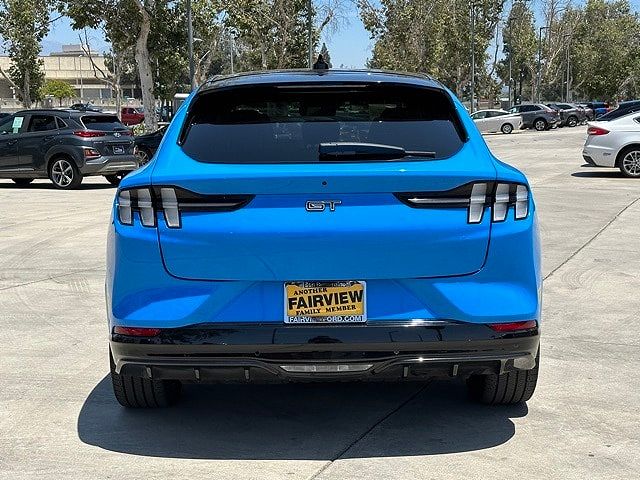2022 Ford Mustang Mach-E