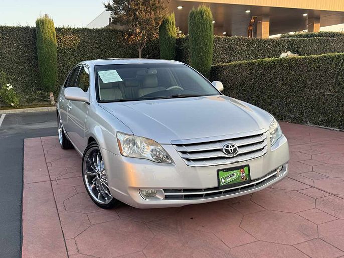 2005 Toyota Avalon