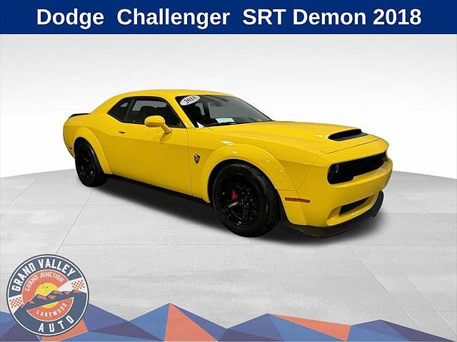 2018 Dodge Challenger SRT image 0