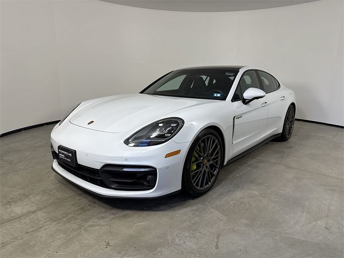 2023 Porsche Panamera