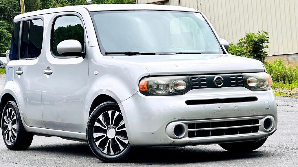2011 Nissan Cube null image 3