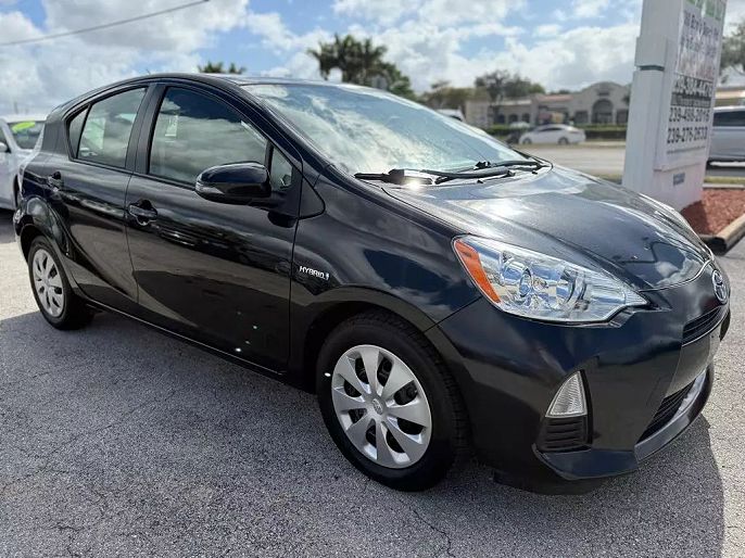 2014 Toyota Prius c
