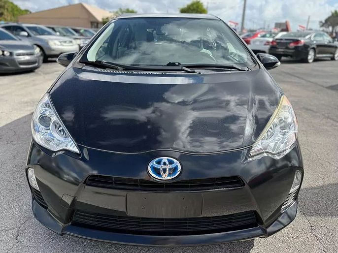 2014 Toyota Prius c