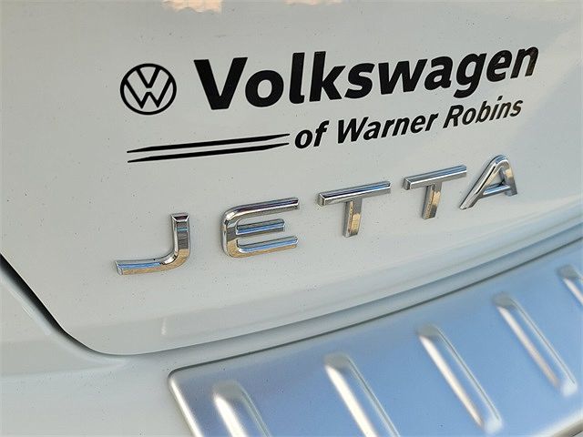 2024 Volkswagen Jetta Sport image 3