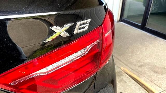 2018 BMW X6 sDrive35i image 4
