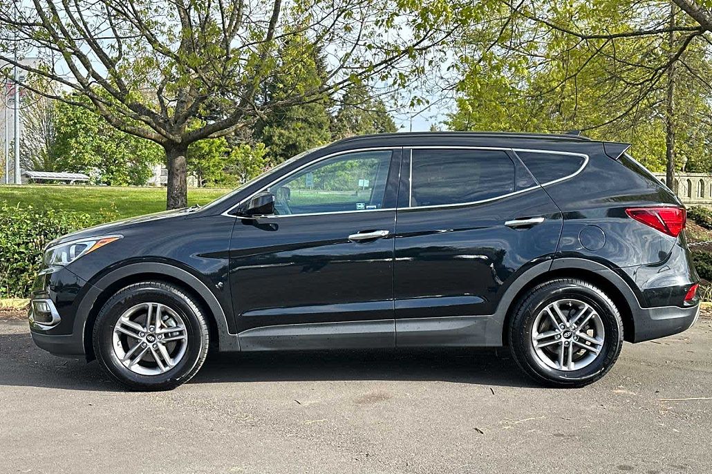 2017 Hyundai Santa Fe Sport null image 4