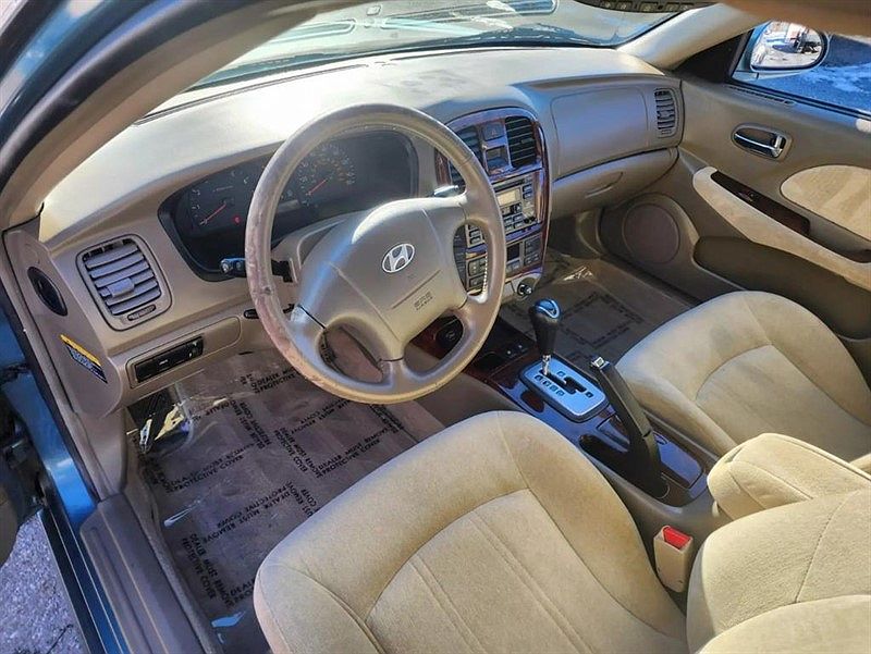 2005 Hyundai Sonata GLS image 19