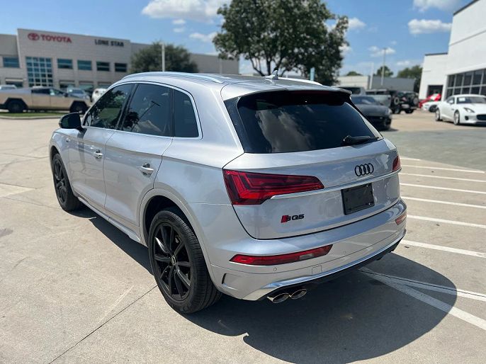 2022 Audi SQ5