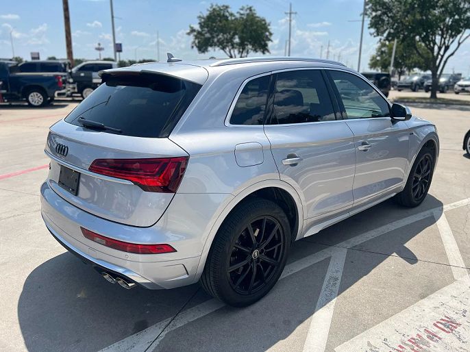 2022 Audi SQ5