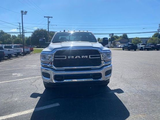 2023 Ram 2500 Tradesman photo 12