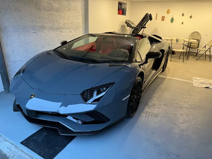 2020 Lamborghini Aventador