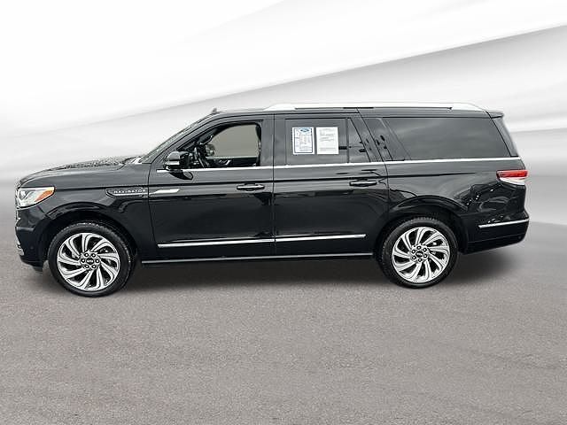 2024 Lincoln Navigator L