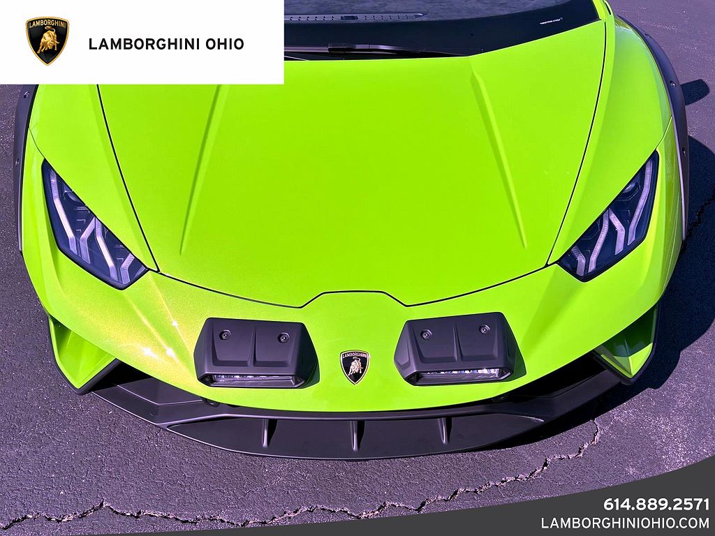 2023 Lamborghini Huracan Sterrato image 14
