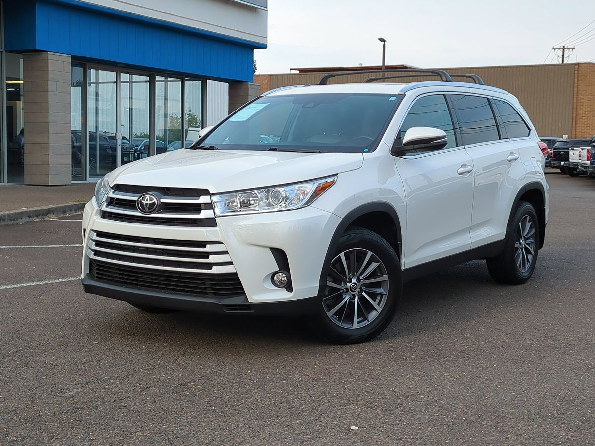 2019 Toyota Highlander XLE photo 11