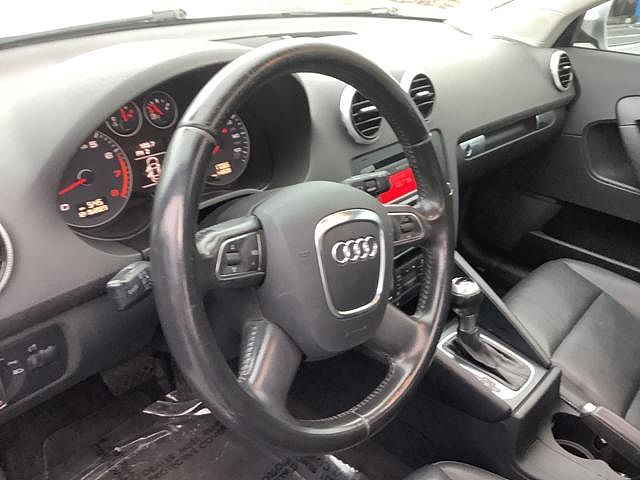 2013 Audi A3 Premium image 4