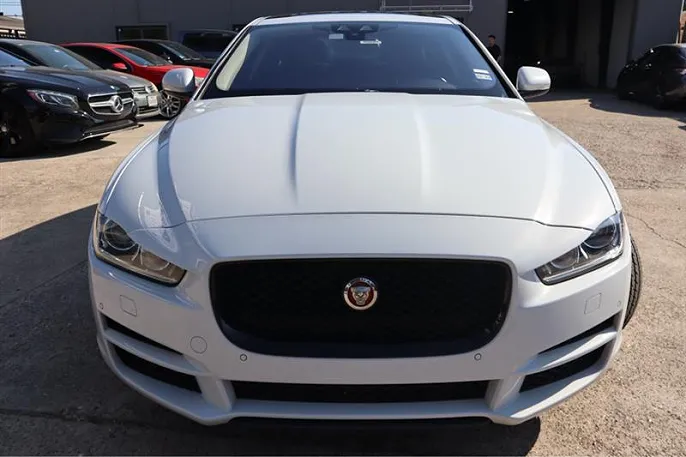 2017 Jaguar XE