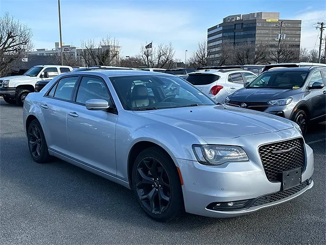 2023 Chrysler 300