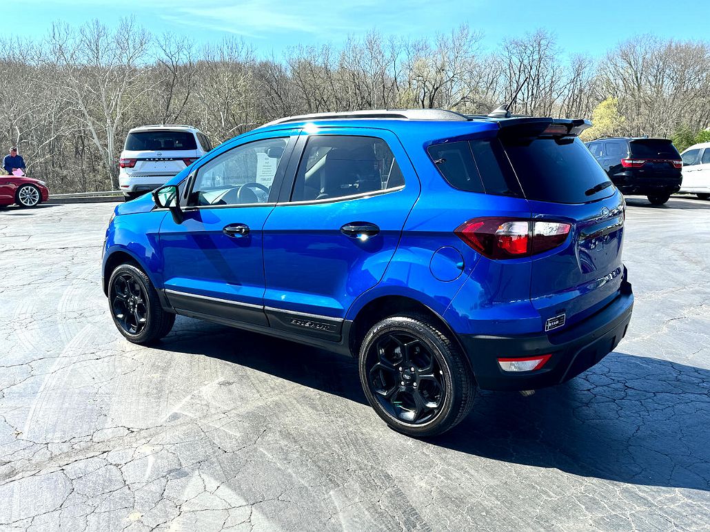 2022 Ford EcoSport SES image 2