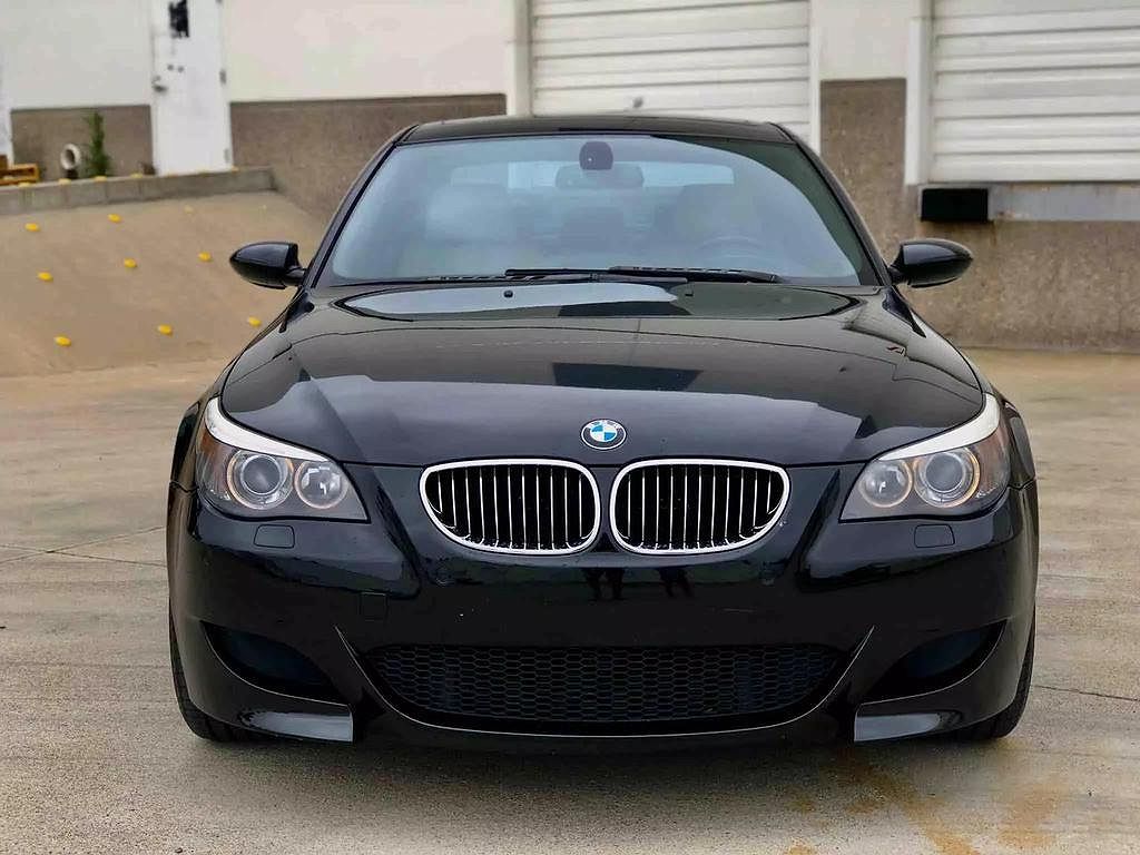 2007 BMW M5 null image 5