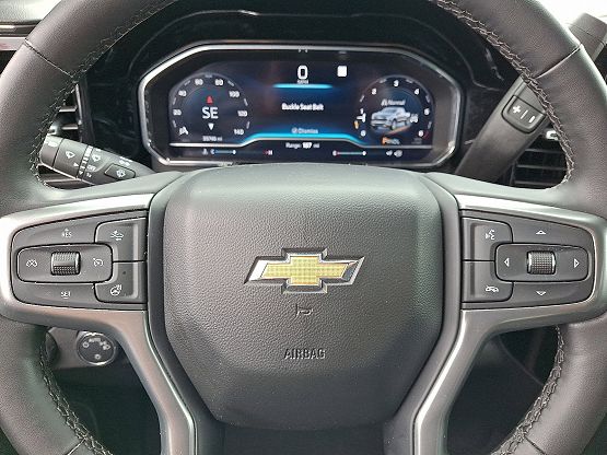 2023 Chevrolet Silverado 1500 LT photo 10