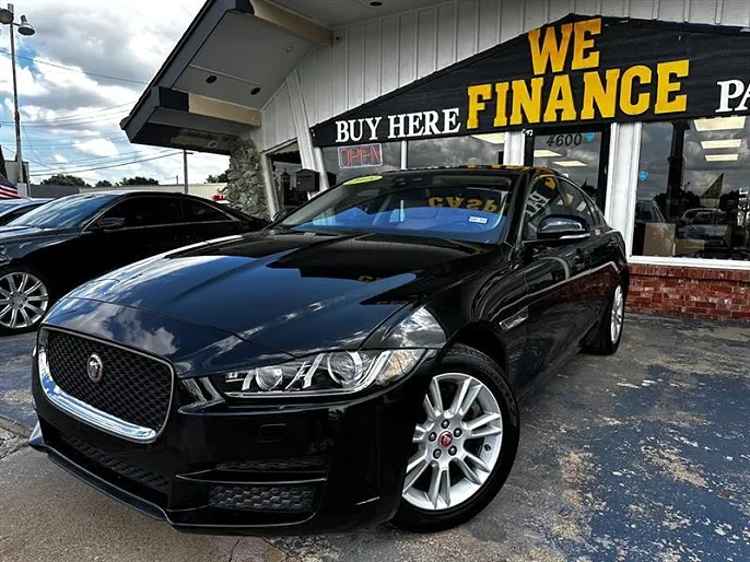 2018 Jaguar XE