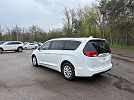 2017 Chrysler Pacifica null image 4
