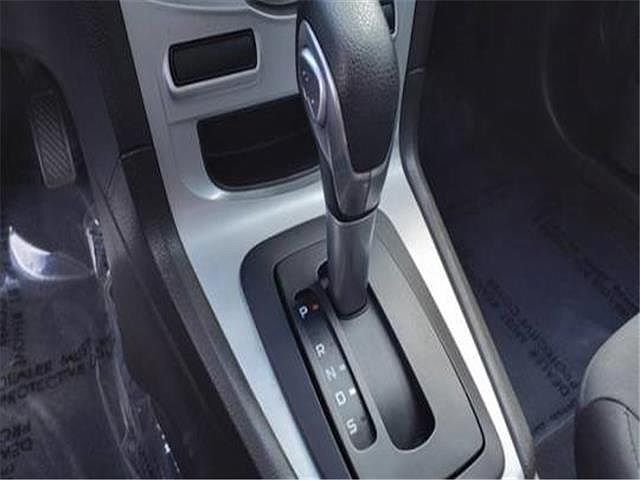 2017 Ford Fiesta SE image 8
