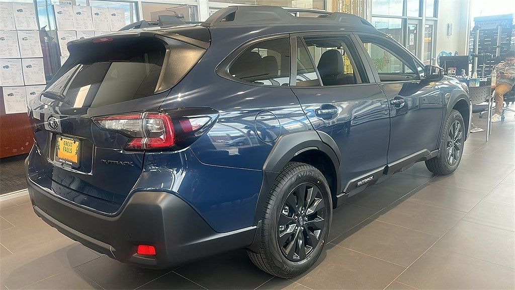 2024 Subaru Outback Onyx Edition image 4