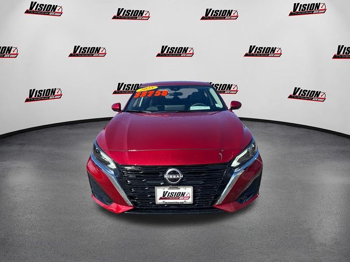 2025 Nissan Altima